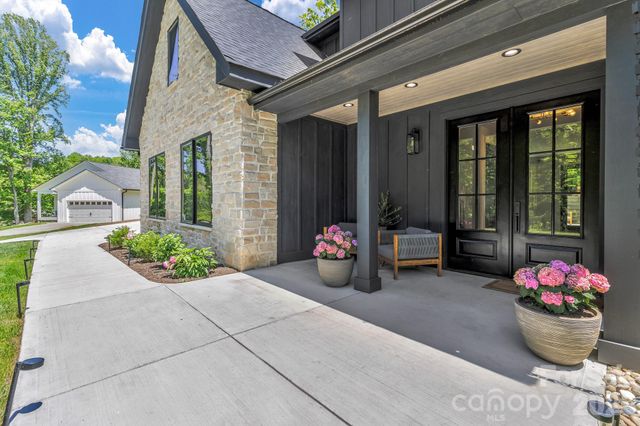 108 Poplar Green Way, Asheville, NC 28806