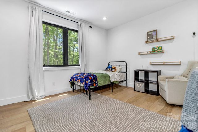 108 Poplar Green Way, Asheville, NC 28806