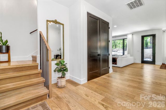 108 Poplar Green Way, Asheville, NC 28806