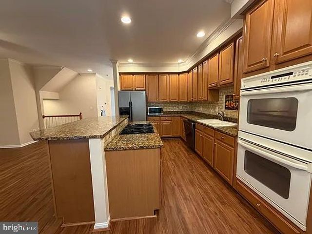 13642 CEDAR RUN LN, Herndon, VA 20171