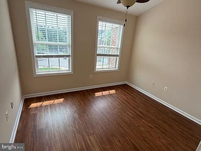 13642 CEDAR RUN LN, Herndon, VA 20171