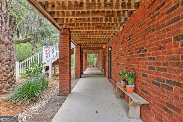 11 Mill Run Lane, Richmond Hill, GA 31324