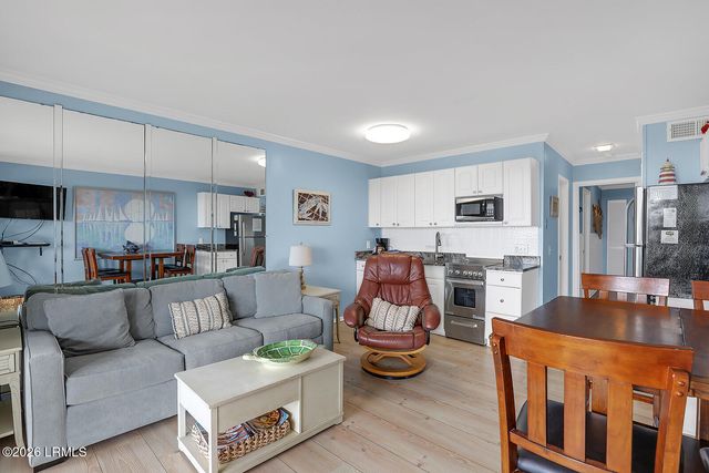 40 Folly Field Rd Apt A325, Hilton Head Island, SC 29928