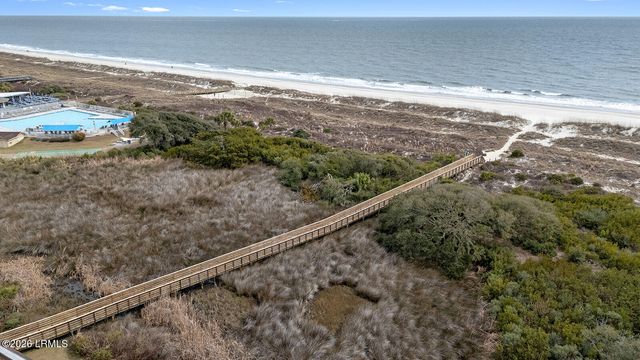 40 Folly Field Rd Apt A325, Hilton Head Island, SC 29928