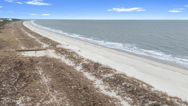 40 Folly Field Rd Apt A325, Hilton Head Island, SC 29928