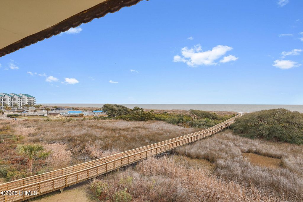 40 Folly Field Rd Apt A325, Hilton Head Island, SC 29928