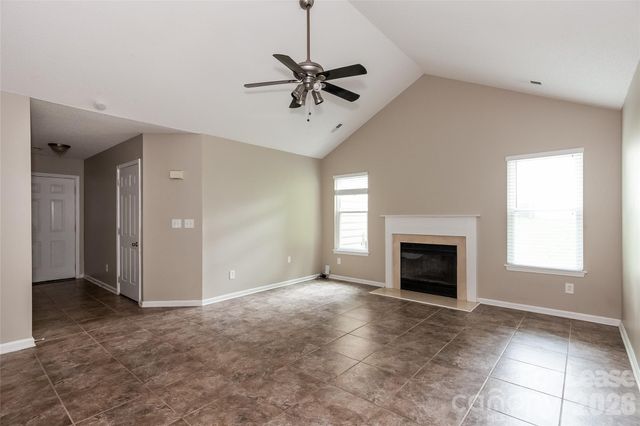 8625 Flowers Court, Charlotte, NC 28215