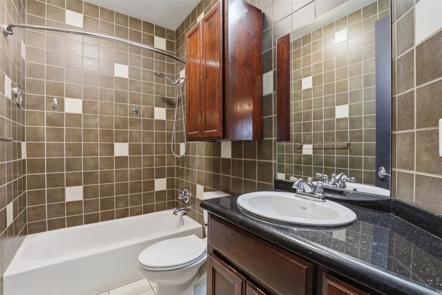 928 Lipscomb Street 204, Fort Worth, TX 76104