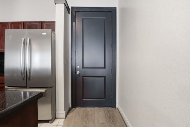 928 Lipscomb Street 204, Fort Worth, TX 76104