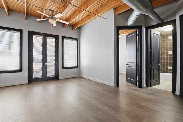 928 Lipscomb Street 204, Fort Worth, TX 76104