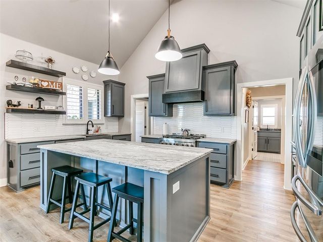4820 Mustang Park Boulevard, Mustang, OK 73064