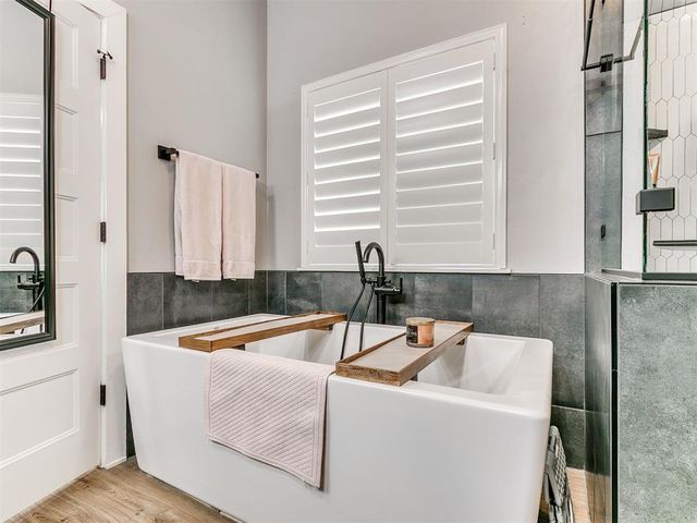 4820 Mustang Park Boulevard, Mustang, OK 73064