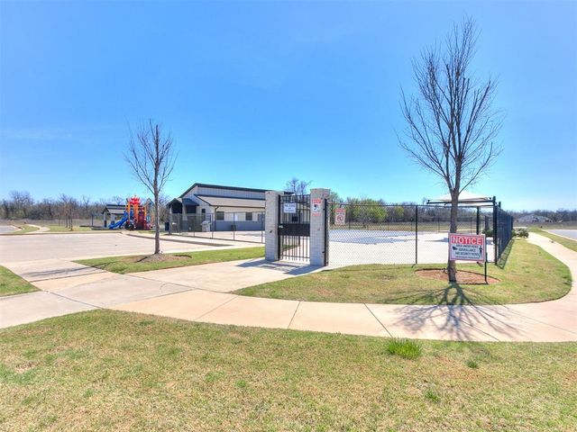 4820 Mustang Park Boulevard, Mustang, OK 73064