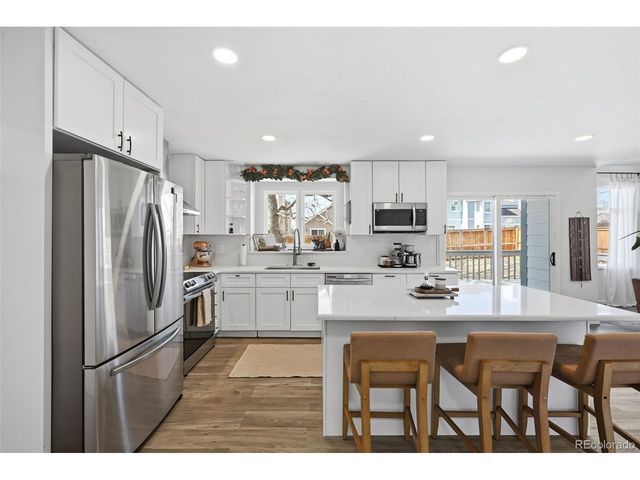 9395 Princeton Cir, Highlands Ranch, CO 80130