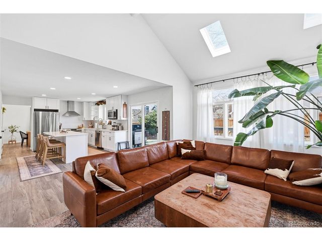 9395 Princeton Cir, Highlands Ranch, CO 80130