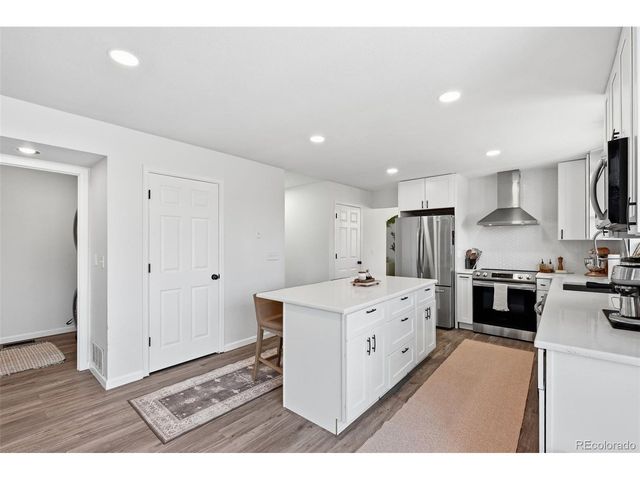 9395 Princeton Cir, Highlands Ranch, CO 80130