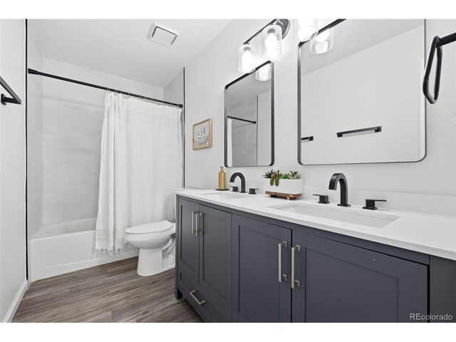 9395 Princeton Cir, Highlands Ranch, CO 80130