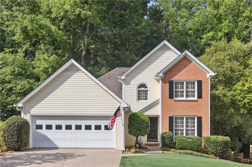 591 Oakledge NW Drive, Marietta, GA 30060