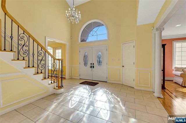 411 Fairway Drive, Leonia, NJ 07605