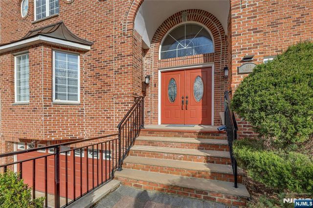 411 Fairway Drive, Leonia, NJ 07605