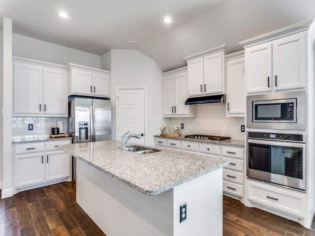 5713 Broad Bay Lane, Fort Worth, TX 76179