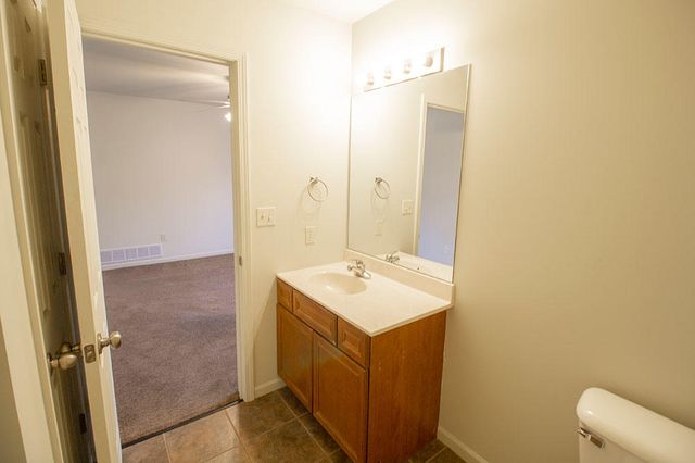 1424 BODIE DR, Columbia, MO 65202