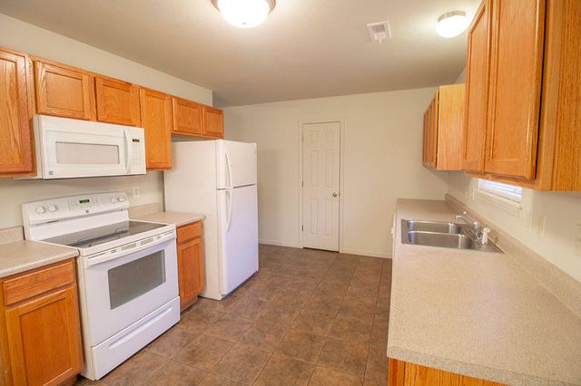 1424 BODIE DR, Columbia, MO 65202