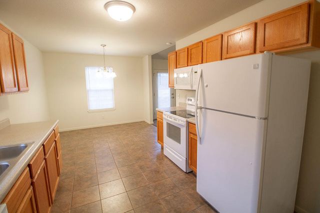 1424 BODIE DR, Columbia, MO 65202