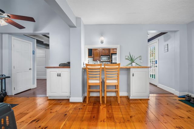 447 Center Road, Hillsborough, NH 03244