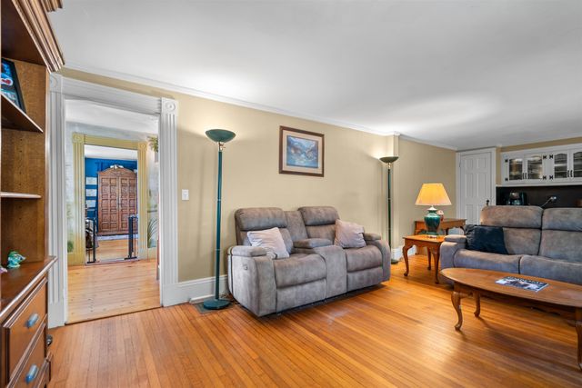 447 Center Road, Hillsborough, NH 03244