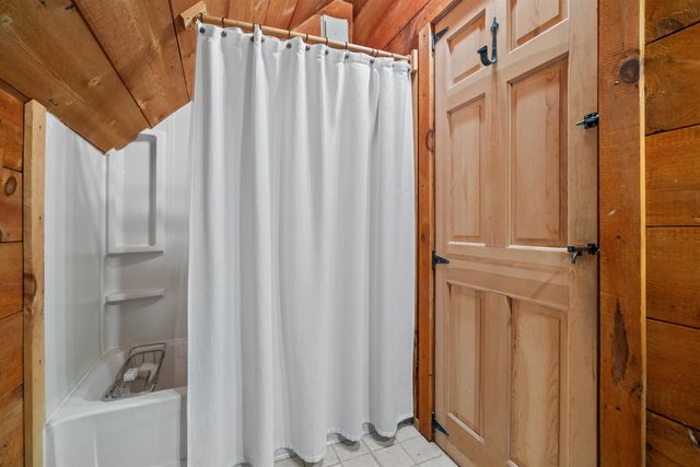 447 Center Road, Hillsborough, NH 03244