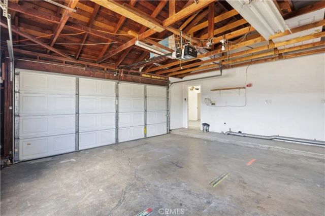 17081 Kampen Lane, Huntington Beach, CA 92647