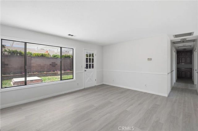 17081 Kampen Lane, Huntington Beach, CA 92647