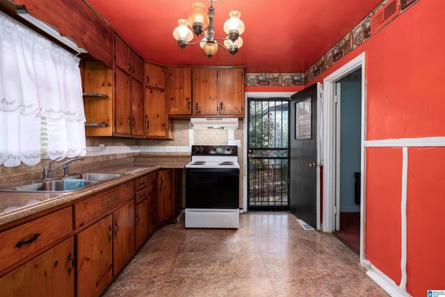 1505 17TH STREET SW, Birmingham, AL 35211