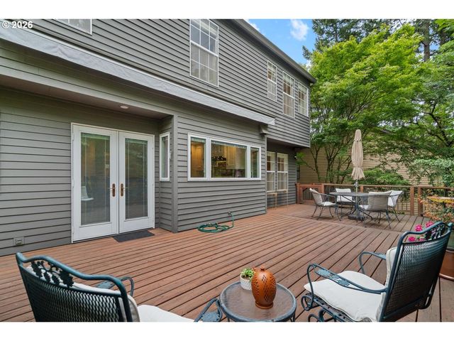 6576 Sw BOUNDARY St, Portland, OR 97225