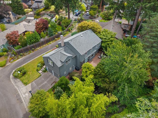 6576 Sw BOUNDARY St, Portland, OR 97225