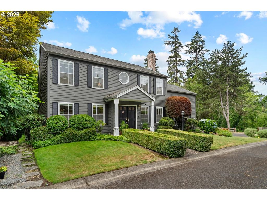 6576 Sw BOUNDARY St, Portland, OR 97225