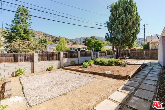 6488 Day Street, Tujunga, CA 91042