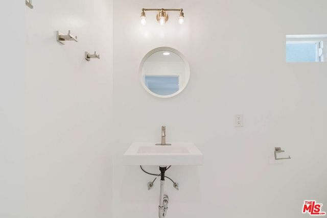 6488 Day Street, Tujunga, CA 91042