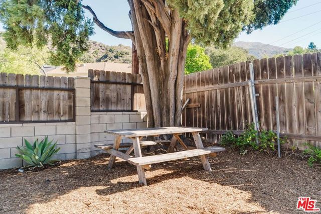 6488 Day Street, Tujunga, CA 91042