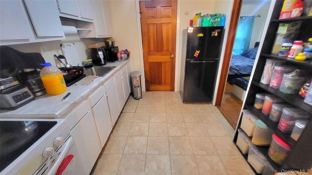 41 Conklin Street, Poughkeepsie, NY 12601