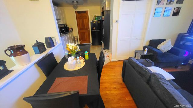 41 Conklin Street, Poughkeepsie, NY 12601