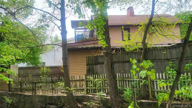 41 Conklin Street, Poughkeepsie, NY 12601