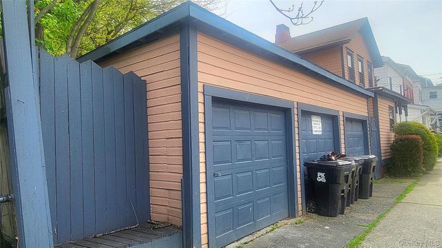 41 Conklin Street, Poughkeepsie, NY 12601