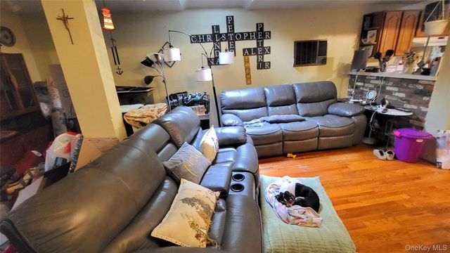 41 Conklin Street, Poughkeepsie, NY 12601