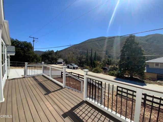 39421 Calle El Parado Road, Santa Clarita, CA 91350