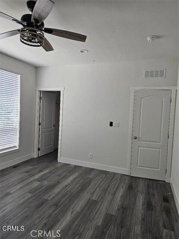 39421 Calle El Parado Road, Santa Clarita, CA 91350