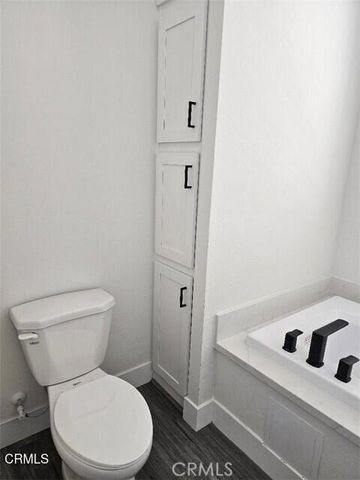 39421 Calle El Parado Road, Santa Clarita, CA 91350