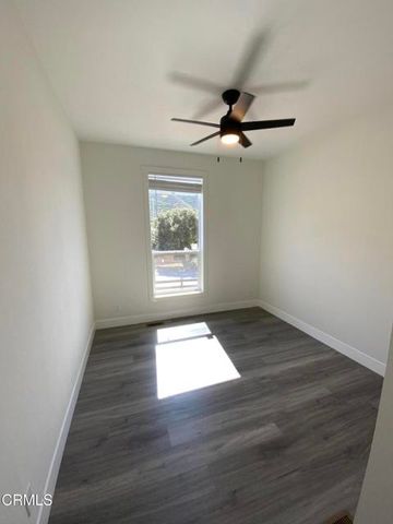 39421 Calle El Parado Road, Santa Clarita, CA 91350