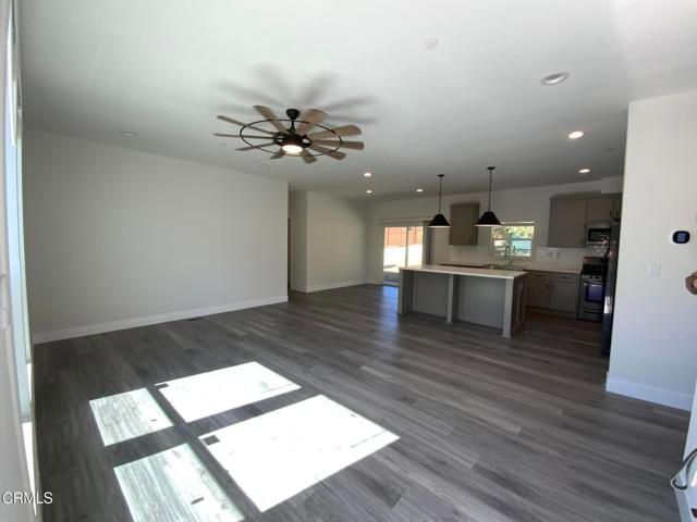 39421 Calle El Parado Road, Santa Clarita, CA 91350